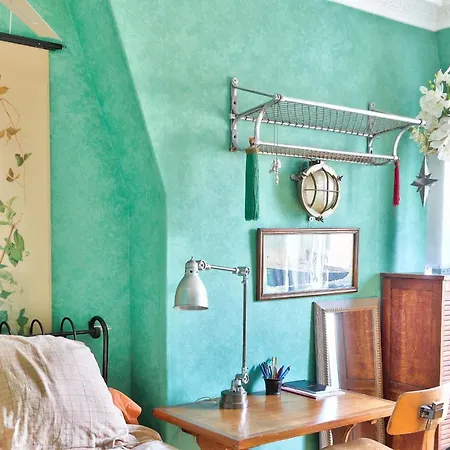 ** For 2 In ** Paris